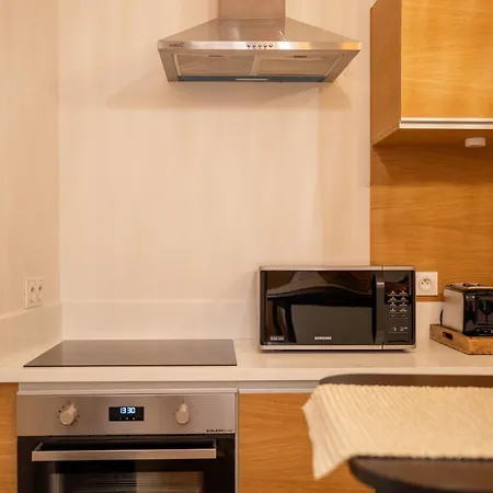 Piazza Da Centre-ville Avec Terrasse Panoramique Vue