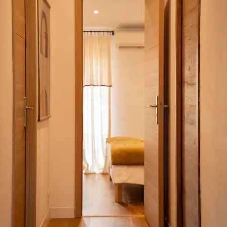 Piazza Da Centre-ville Avec Terrasse Panoramique Vue Μπαστιά