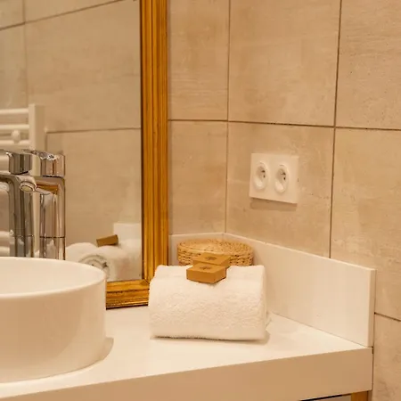 Piazza Da Centre-ville Avec Terrasse Panoramique Vue Μπαστιά